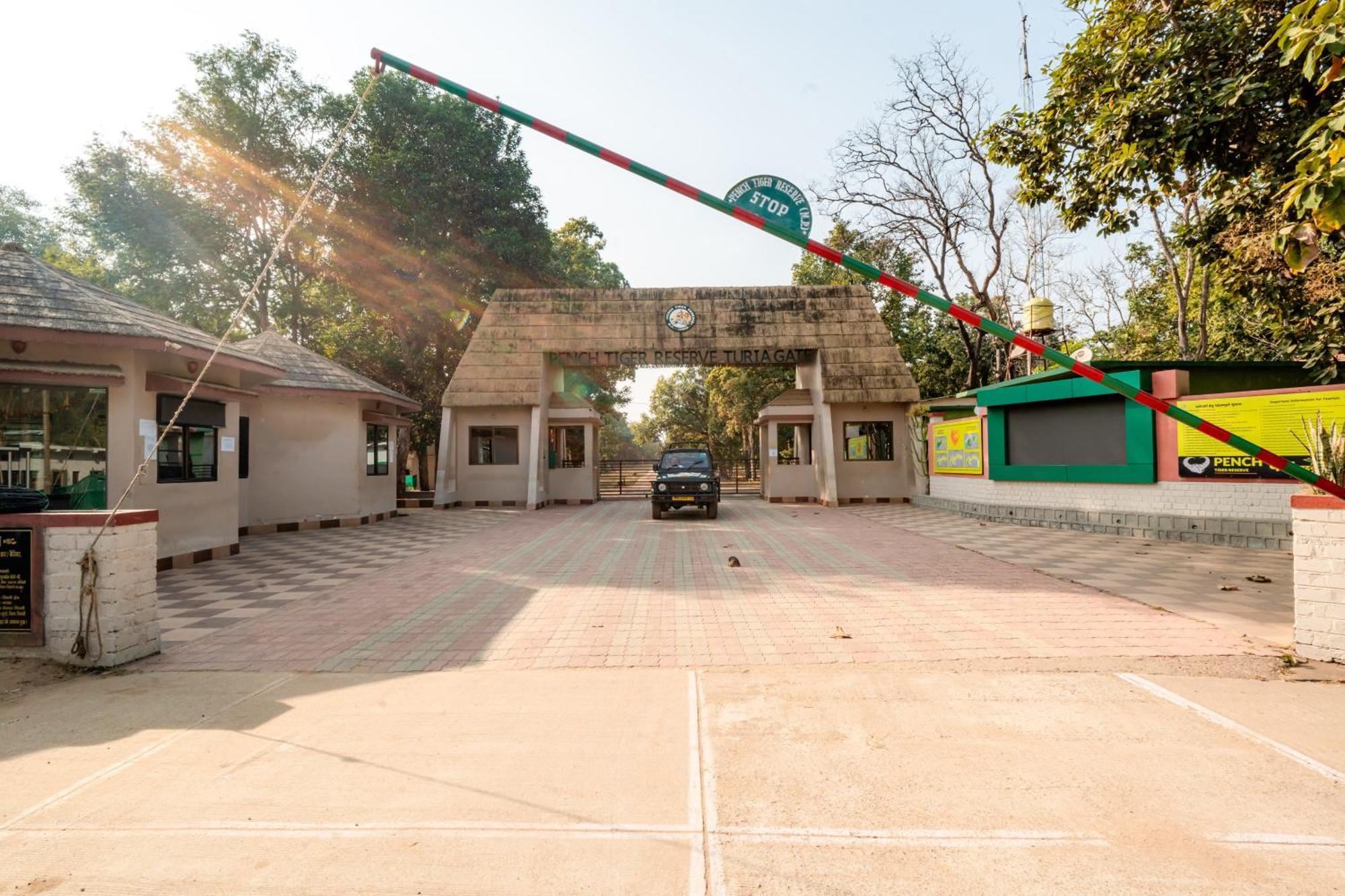 Hotel Treebo Premium Mowgli'S Den, Pench Khawāsa Zewnętrze zdjęcie