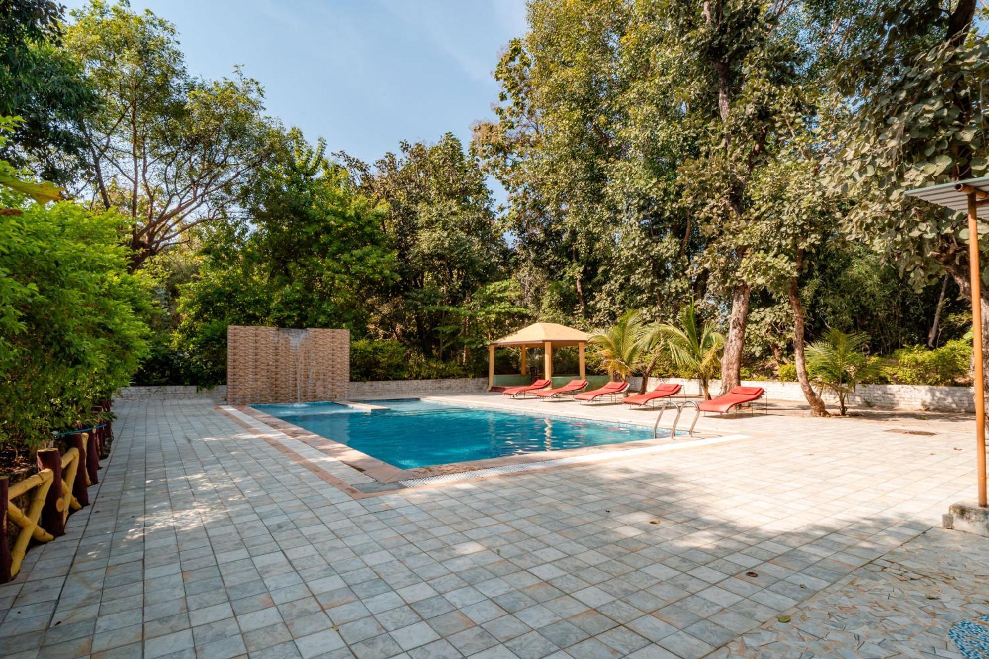 Hotel Treebo Premium Mowgli'S Den, Pench Khawāsa Zewnętrze zdjęcie