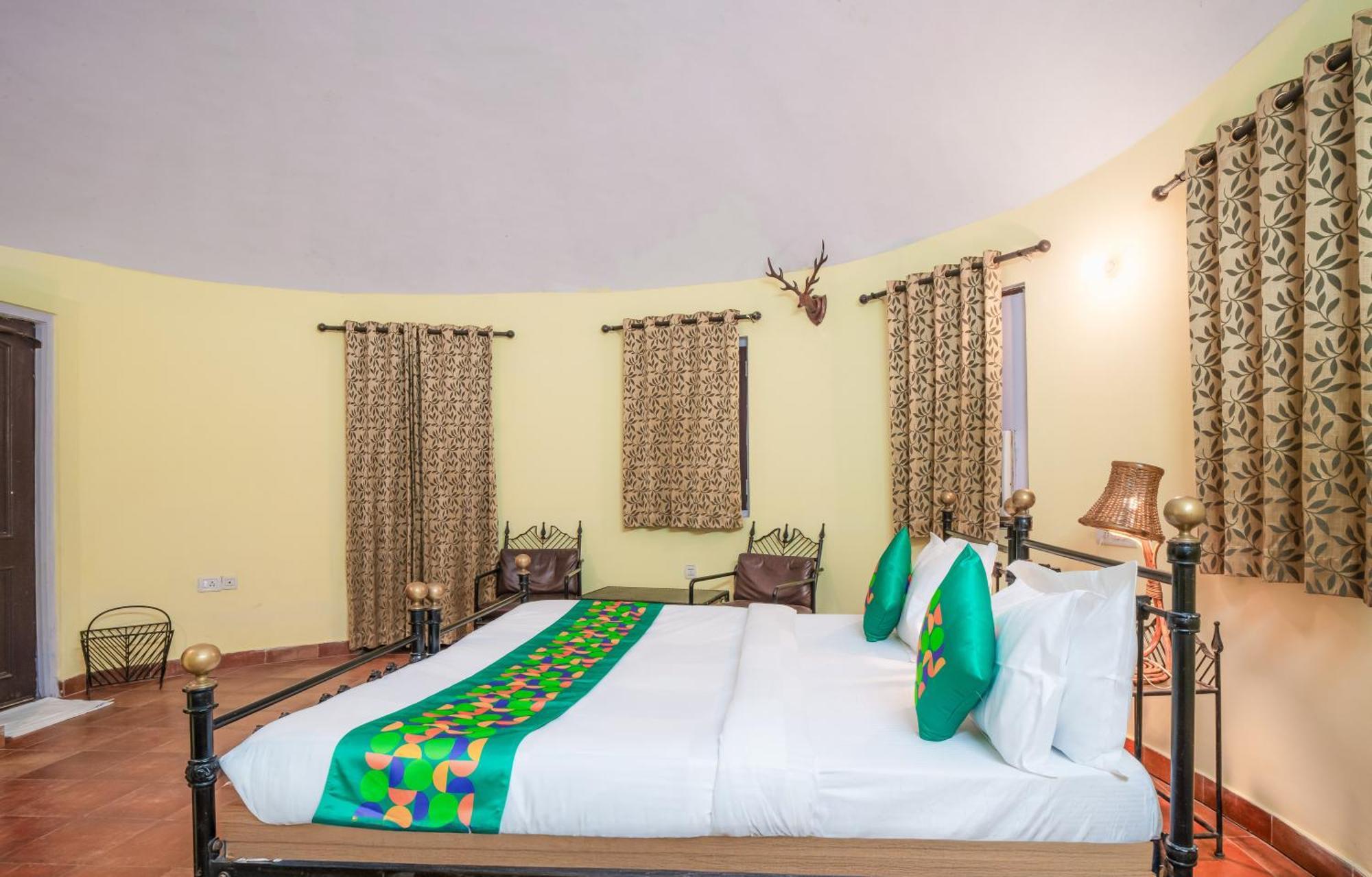 Hotel Treebo Premium Mowgli'S Den, Pench Khawāsa Zewnętrze zdjęcie